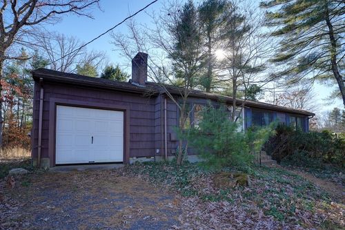 43 Hilltop Dr, Millis, MA, 02054 | Card Image