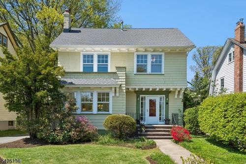 16 Duryea Rd, Montclair, NJ, 07043-1902 | Card Image