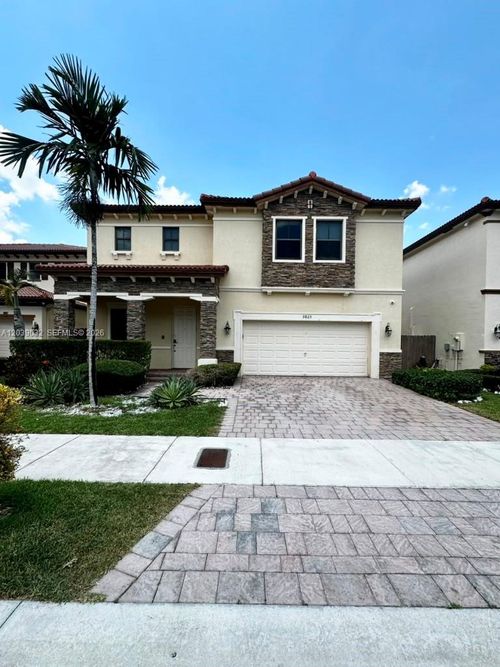 9825 Nw 86th Ter, Doral, FL, 33178-2628 | Card Image