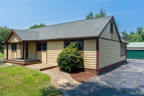 5171 Old Alton Edwardsville Rd, Edwardsville, IL, 62025-7209 | Card Image
