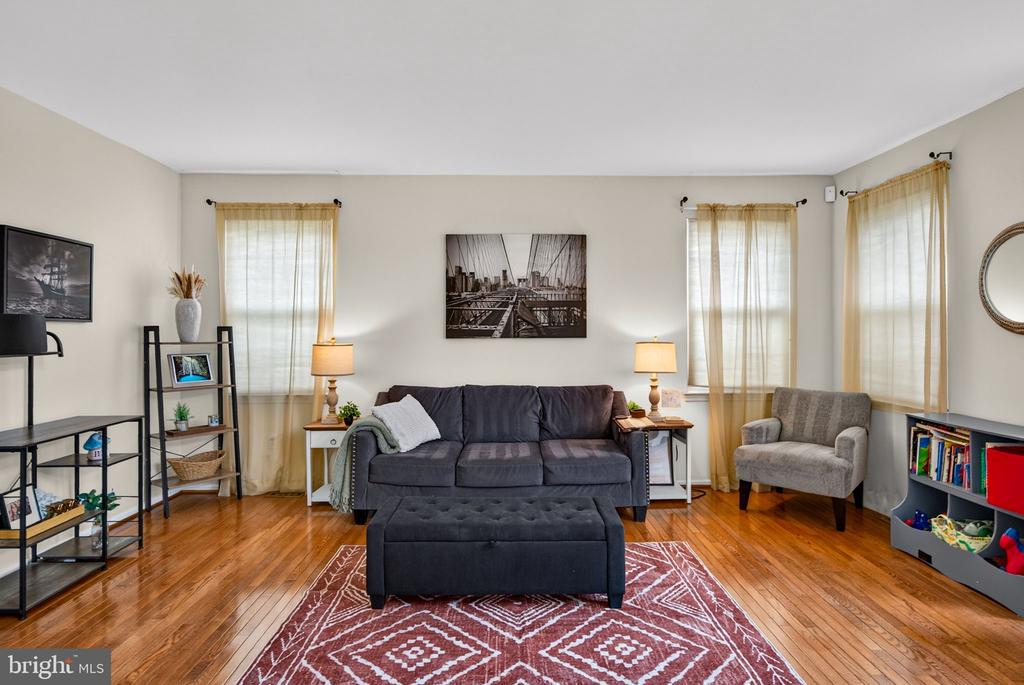 Residential in MARLTON 4