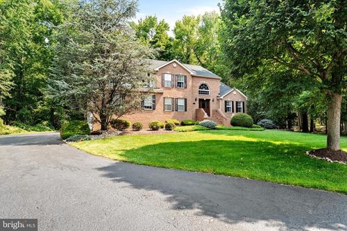 36 Arnold Ln, ROBBINSVILLE, NJ, 08691-3049 | Card Image