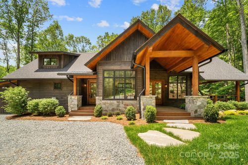 852 Smoke Rise Dr, Banner Elk, NC, 28604-6397 | Card Image