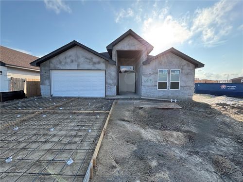 1815 Spoonbill Dr, Portland, TX, 78374-1819 | Card Image