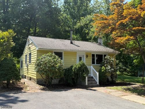 13 Millburn Rd, Lake Hopatcong, NJ, 07849-1764 | Card Image