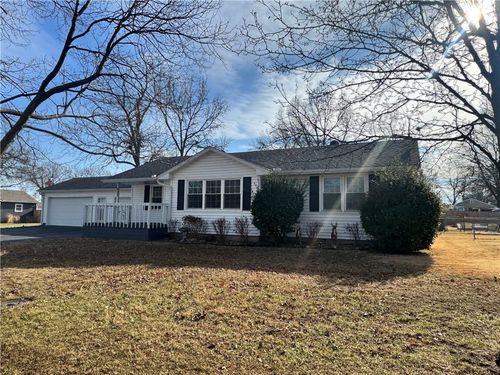 433 E 3rd St, Adrian, MO, 64720-9118 | Card Image