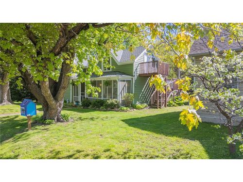 1122 1st St, Hudson, WI, 54016-1205 | Card Image