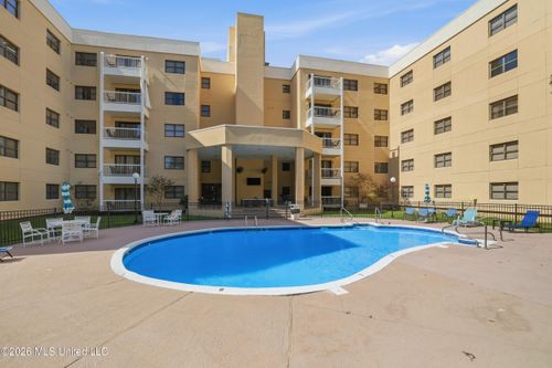 106-1130 Beach Boulevard, Biloxi, MS, 39530 | Card Image