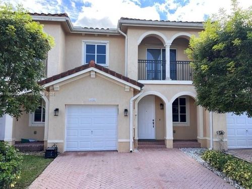 0-16546 Sw 71st Ter, Miami, FL, 33193-5548 | Card Image