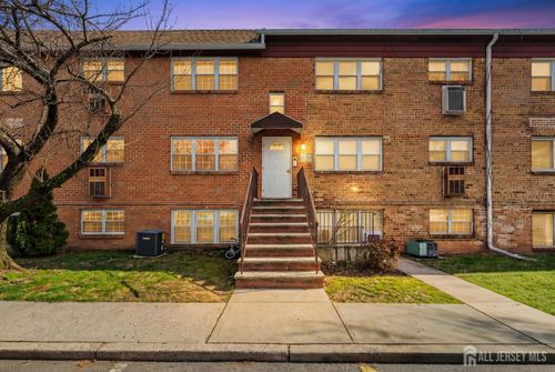 450 College Dr, Edison, NJ, 08817-5950 | Card Image