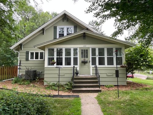 1400 12th Ave E, Menomonie, WI, 54751-3030 | Card Image