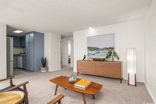 apt-301-502 Captain Cook Ave, Honolulu, HI, 96813-2067 | Card Image