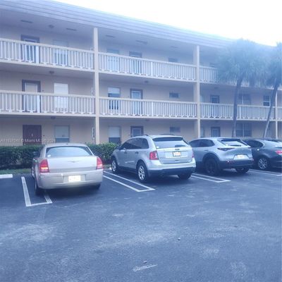 108 - 5800 Nw 64th Ave, Condo with 1 bedrooms, 1 bathrooms and null parking in Tamarac FL | Image 2