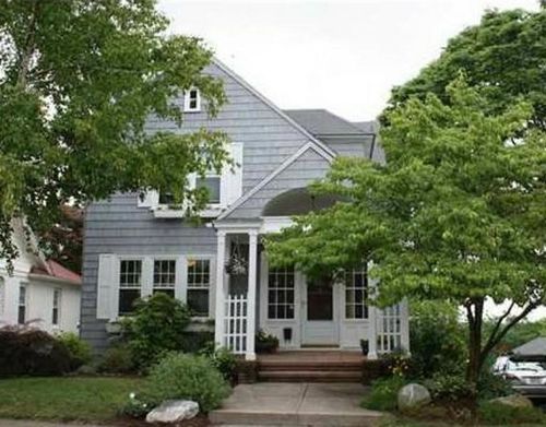 18 Blaisdell Ave, Pawtucket, RI, 02860-5715 | Card Image