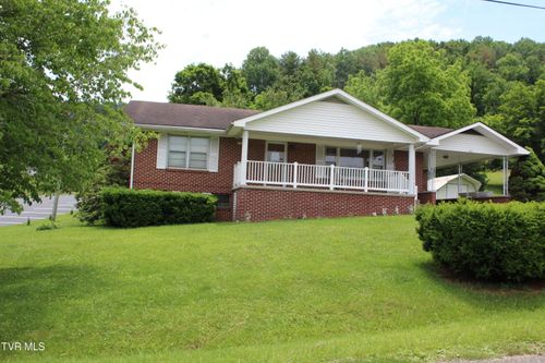 151 Hospital Dr, Pennington Gap, VA, 24277-2451 | Card Image