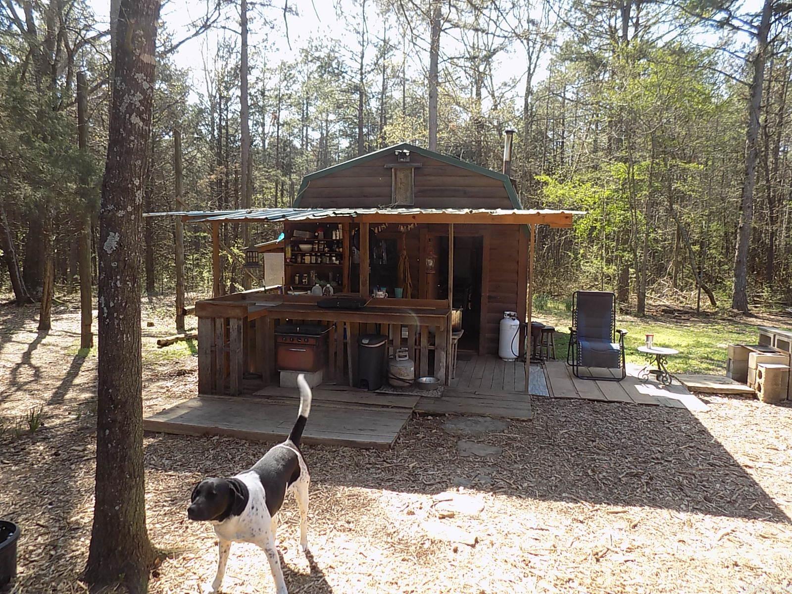 Fenwood Dr, Shirley, AR 72153