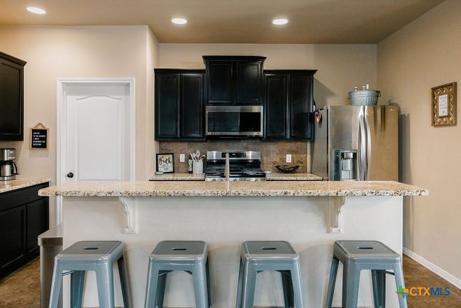 102 Cobble Stone Ct, House other with 5 bedrooms, 4 bathrooms and null parking in Victoria TX | Image 5