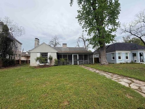 325 W 4th St, Tyler, TX, 75701-4003 | Card Image