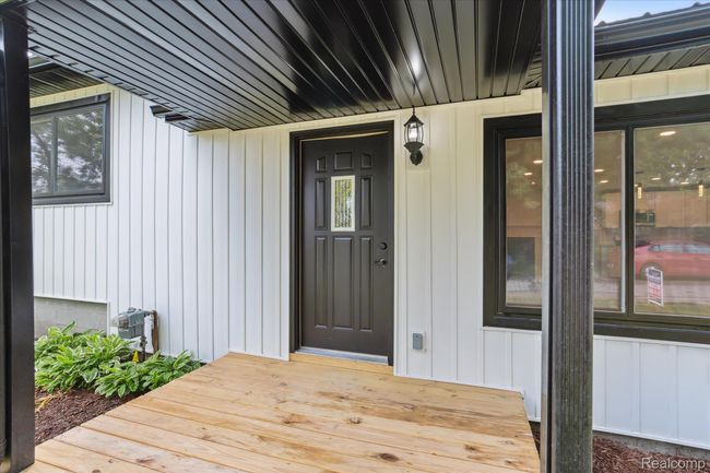 Front door | Image 5