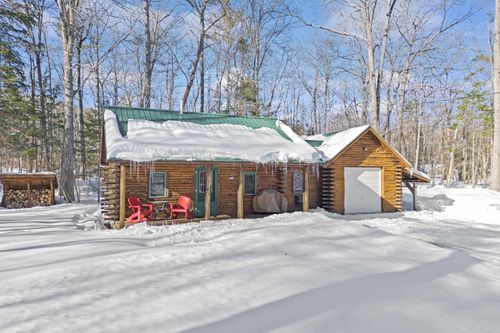 11 Beard Ln, Grafton, NH, 03240-3200 | Card Image