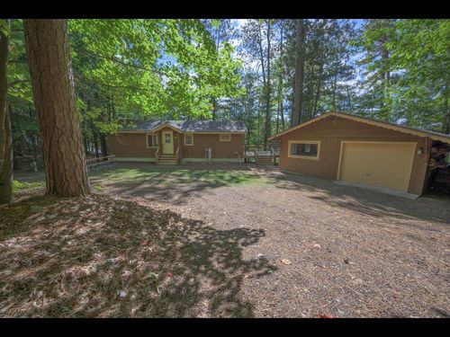 7075 Shore Dr N, Lake Tomahawk, WI, 54539 | Card Image