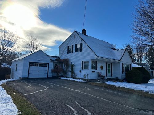 7 Madigan Street, Houlton, ME, 04730 | Card Image