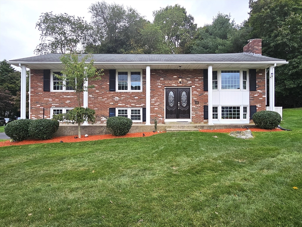 Woodland St, Lincoln, RI 02865