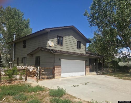 1305 Ten Mile Dr, Worland, WY, 82401-9771 | Card Image