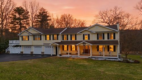 71 Rolling Hill Dr, Exeter, RI, 02822-2812 | Card Image