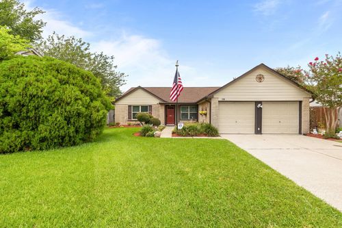 2780 Pinewood Dr, League City, TX, 77573-4313 | Card Image