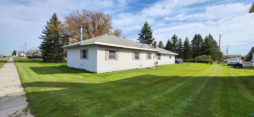 56 E 2nd St, Superior, MN, 54880 | Card Image