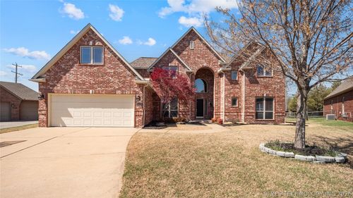 4301 N Walnut Ave, Broken Arrow, OK, 74012-0241 | Card Image