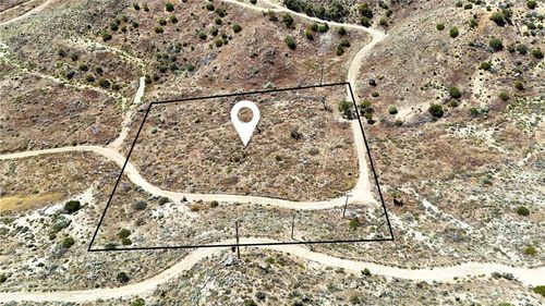2 Eagles Nest, Yucca Valley, CA, 92284 | Card Image