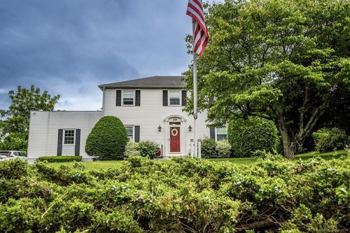 30 Dwight Rd, Middlefield, CT, 06455-1126 | Card Image