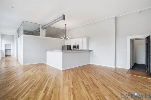 2-1716 Summit Avenue, Richmond, VA, 23230 | Card Image