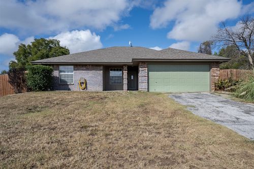 9121 S Fm 730, Azle, TX, 76020-1723 | Card Image