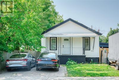 843 Partington Ave, House other with 5 bedrooms, 2 bathrooms and null parking in Windsor ON | Image 2