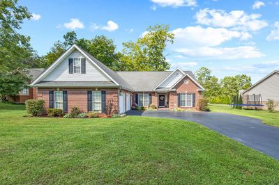 771 E Deer Creek Drive, House other with 3 bedrooms, 2 bathrooms and 2 parking in Crossville TN | Image 1