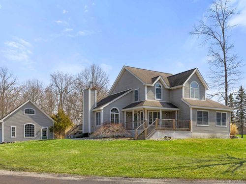 70 King Rd, Middletown, NY, 10941-3605 | Card Image