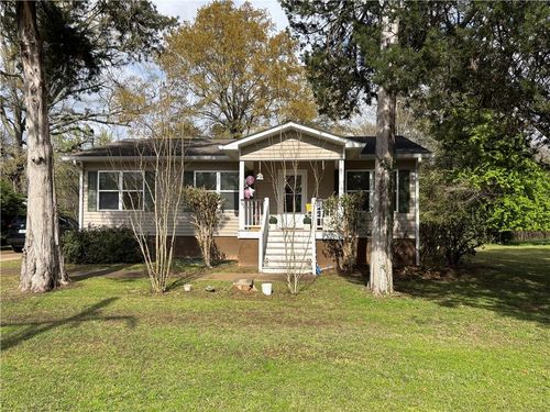 405 Crawfordville Rd, Union Point, GA, 30669-1213 | Card Image