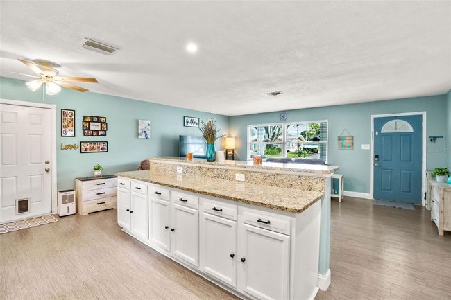 1092 Sousa Dr, House other with 2 bedrooms, 2 bathrooms and null parking in LARGO FL | Image 12