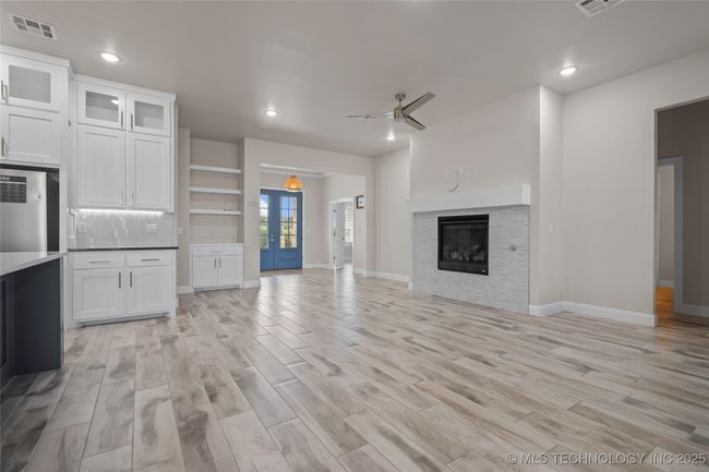714 Prairie View Rd, House other with 4 bedrooms, 3 bathrooms and null parking in Ardmore OK | Image 9