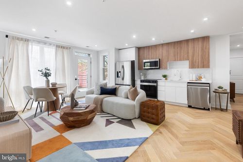 apt-203-1124 Florida Ave Ne, WASHINGTON, DC, 20002-9172 | Card Image