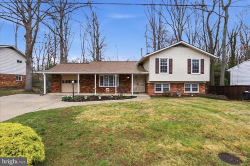 6911 Pine Valley Dr, GLENN DALE, MD, 20769-9323 | Card Image