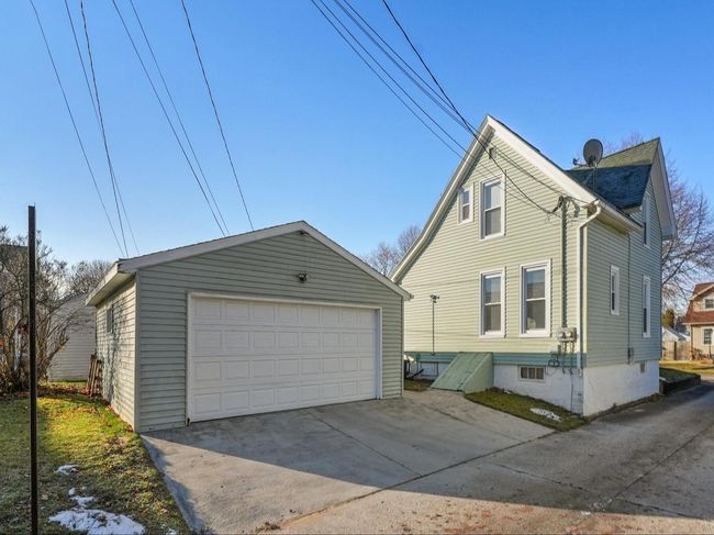 2317 S 9 Th St, House other with 4 bedrooms, 2 bathrooms and null parking in SHEBOYGAN WI | Image 4