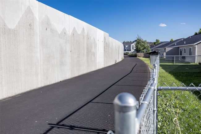 138 Empire Loop, Townhouse with 2 bedrooms, 2 bathrooms and null parking in Kalispell MT | Image 40