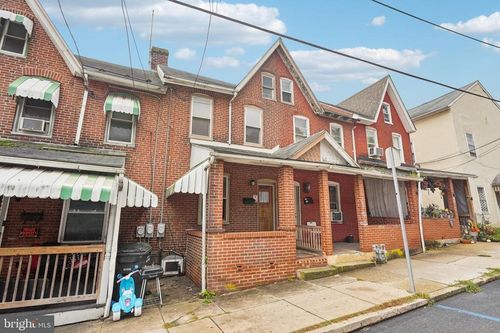 322 W Lincoln Hwy, COATESVILLE, PA, 19320-3021 | Card Image