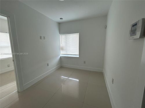 7-1890 Nw 35th St, Miami, FL, 33142-5458 | Card Image