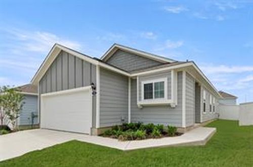 125 Honeybee Ln, Elgin, TX, 78621-2563 | Card Image