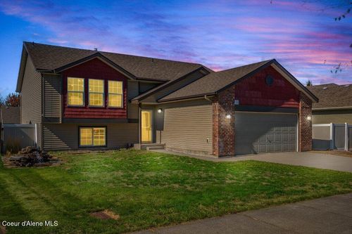 3141 E Thrush Dr, Post Falls, ID, 83854-5842 | Card Image